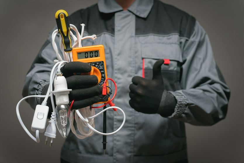 Pogotowie elektryczne, El-Instal Jacek Uznański, Gdańsk